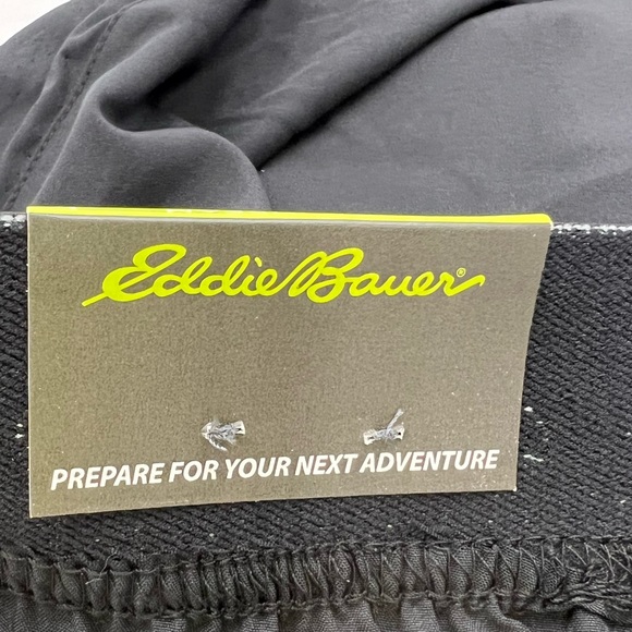 PERRY ELLIS BLACK, LARGE, WORKOUT SHORTS, 4 WAY STRETCH, MOISTURE WICKING - Picture 11 of 16